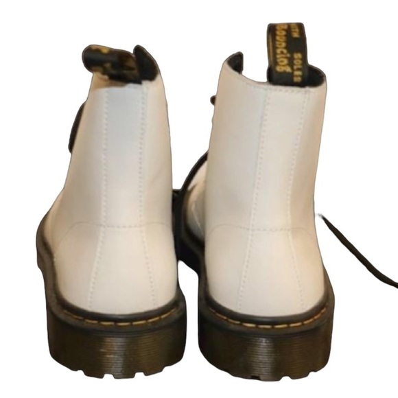 DOC DR. MARTENS 7-Hole White Leather Lace-up Boots Women US9/UK7 Men US7/UK5 NWT - Picture 5 of 12